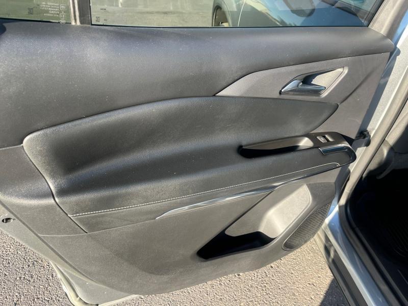 used 2024 Chevrolet Traverse car, priced at $41,799