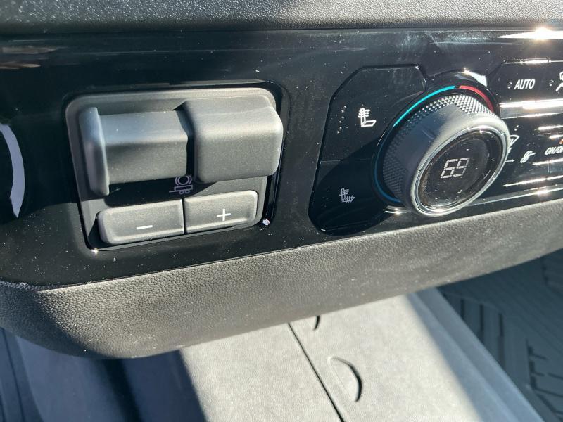 new 2025 Chevrolet Silverado 1500 car, priced at $57,969
