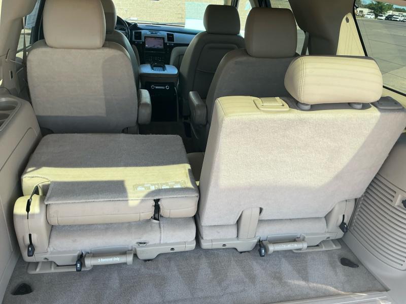 used 2013 Cadillac Escalade car, priced at $19,995