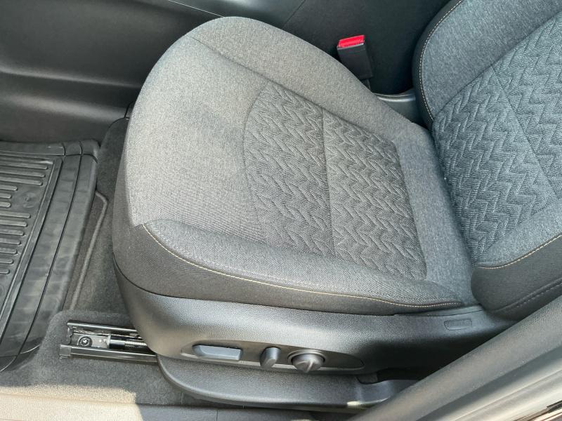 used 2022 Chevrolet Equinox car, priced at $22,499