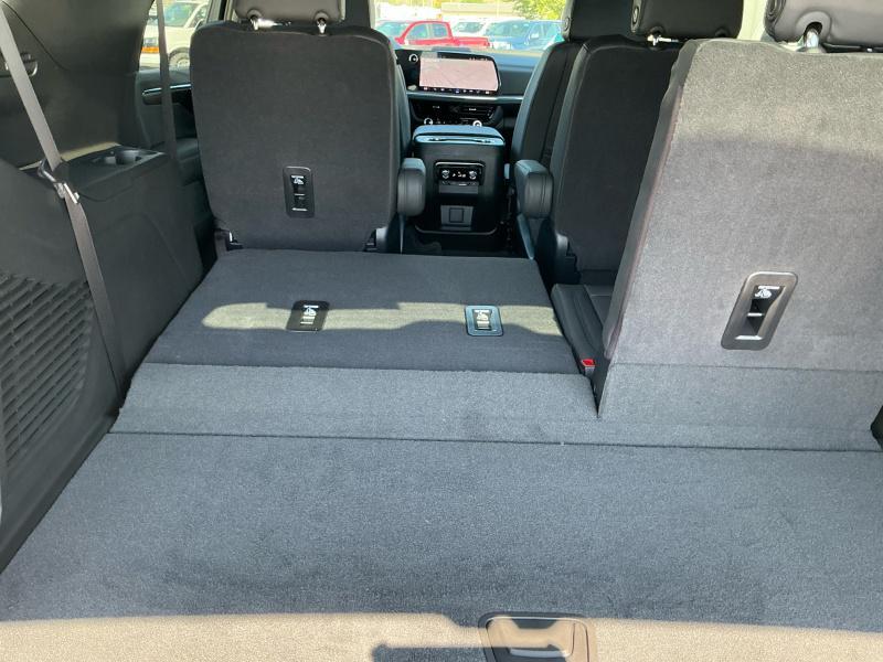 new 2025 Chevrolet Tahoe car, priced at $83,799