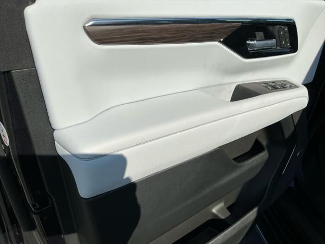 new 2025 Chevrolet Tahoe car, priced at $89,574