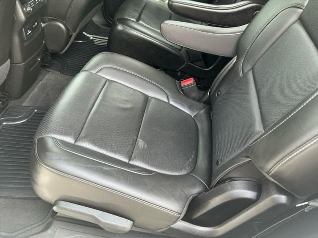 used 2023 GMC Acadia car, priced at $30,490