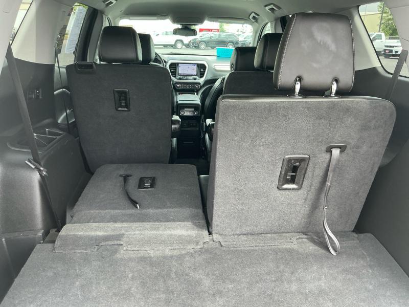 used 2023 GMC Acadia car, priced at $30,490