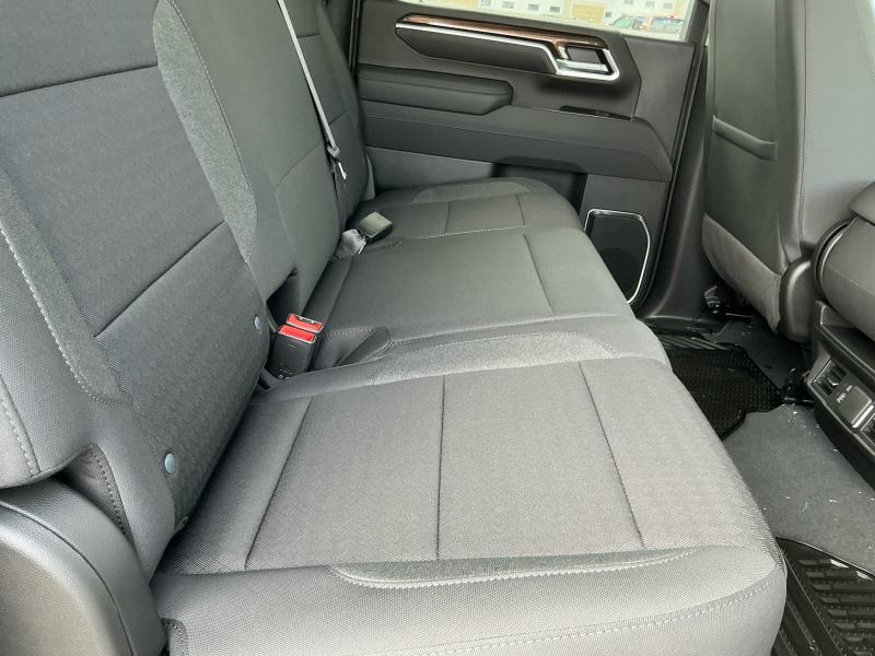new 2025 Chevrolet Silverado 2500 car, priced at $76,904