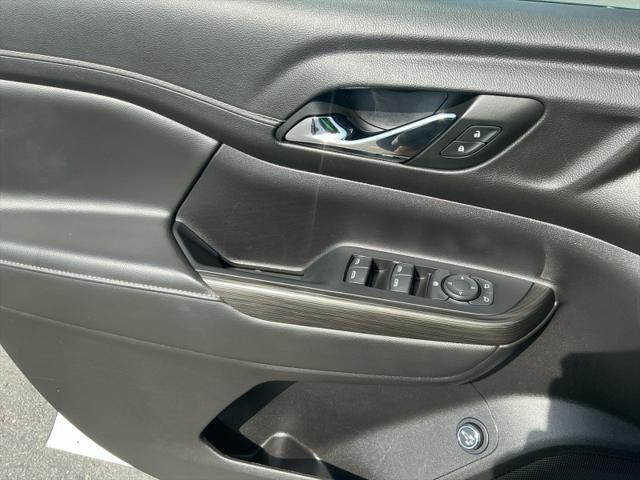 used 2023 GMC Acadia car, priced at $32,999