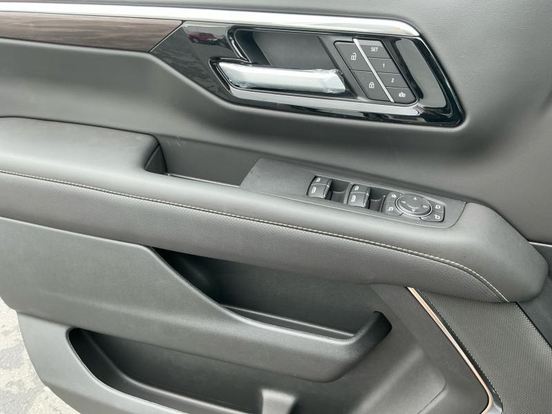 new 2025 Chevrolet Tahoe car, priced at $89,990