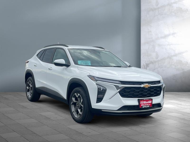 new 2025 Chevrolet Trax car, priced at $24,589