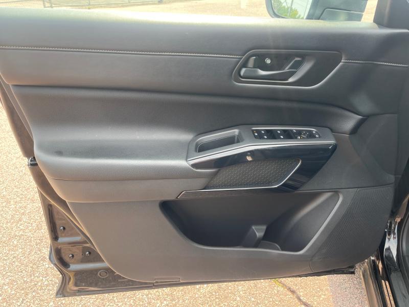 used 2023 Nissan Pathfinder car, priced at $29,990