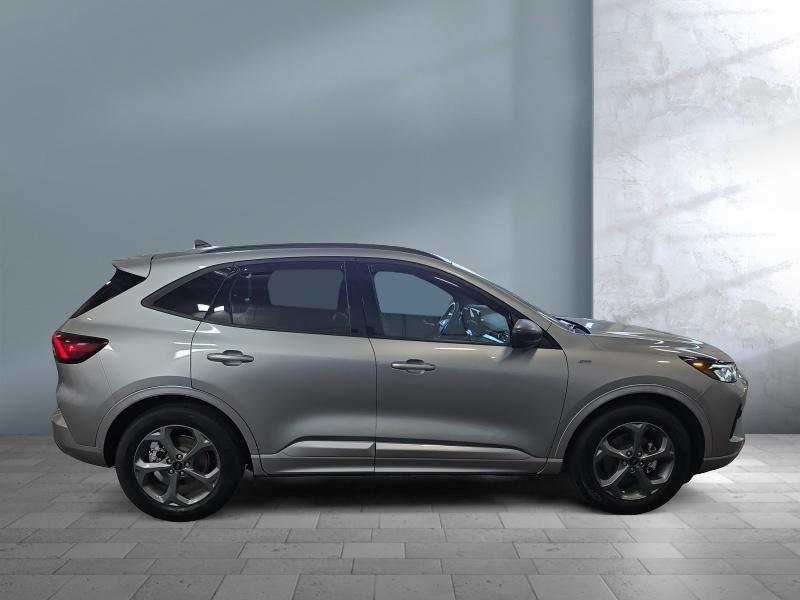 used 2024 Ford Escape car, priced at $25,999