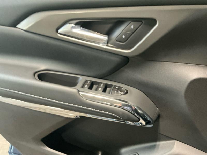 new 2026 Chevrolet Traverse car, priced at $45,094