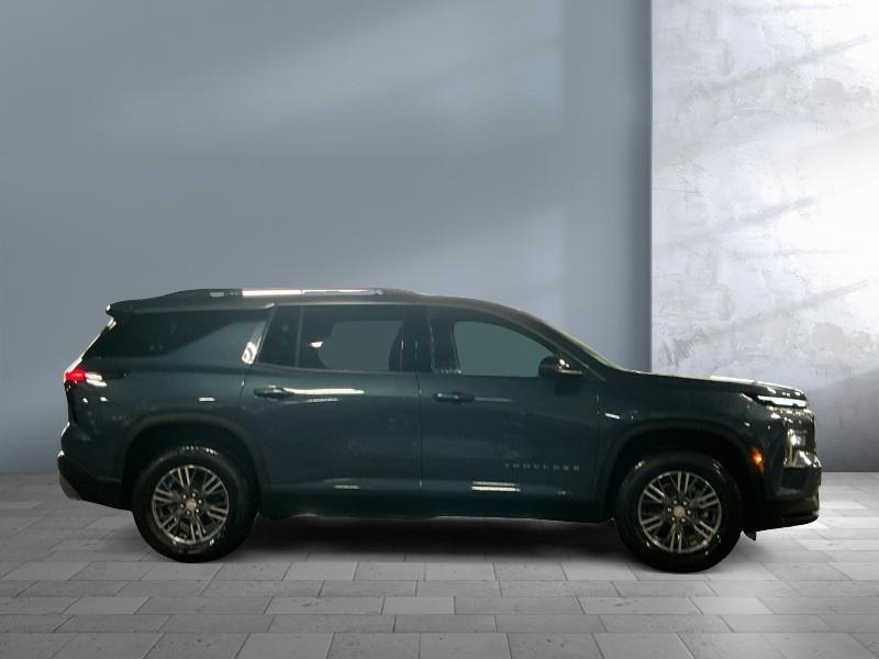 new 2026 Chevrolet Traverse car, priced at $45,094