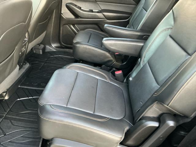 used 2020 Chevrolet Traverse car, priced at $33,999