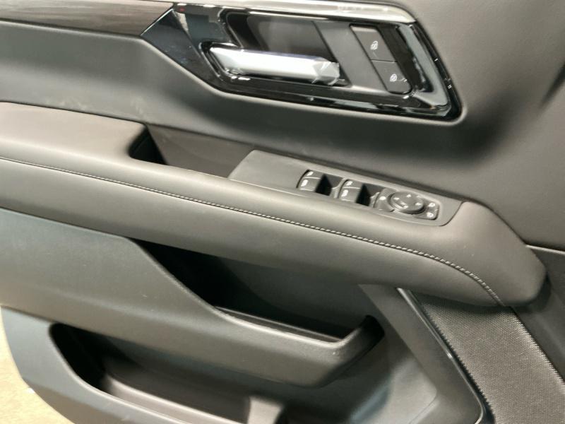 new 2026 Chevrolet Suburban car, priced at $70,084
