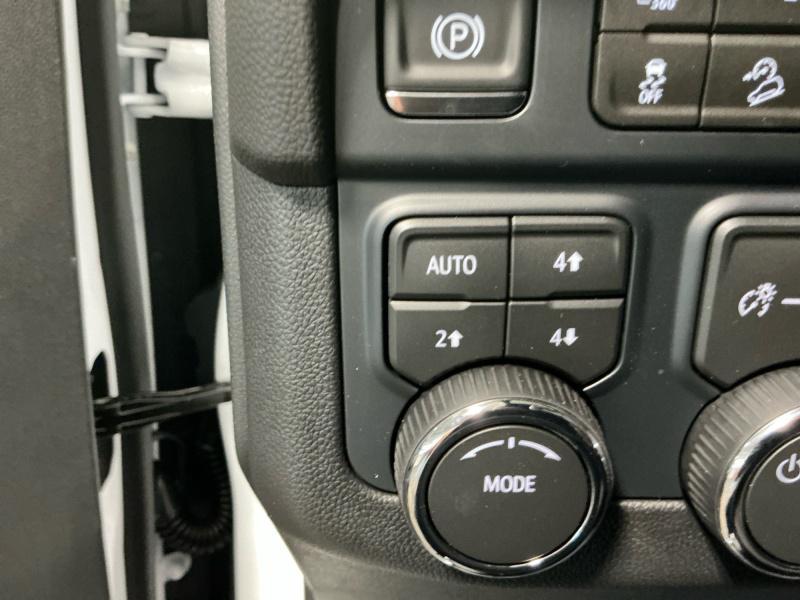 new 2026 Chevrolet Suburban car, priced at $70,084