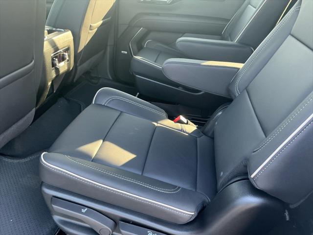 new 2025 Chevrolet Suburban car, priced at $85,214