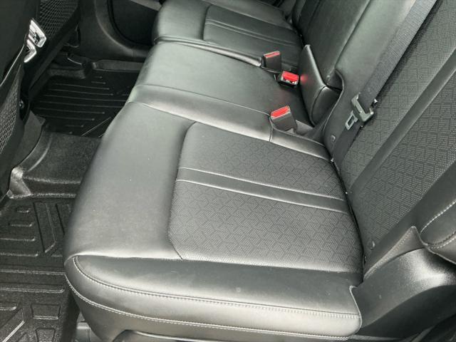 used 2023 Kia Sorento car, priced at $31,999