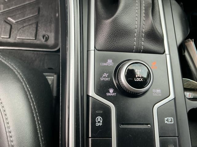 used 2023 Kia Sorento car, priced at $31,999