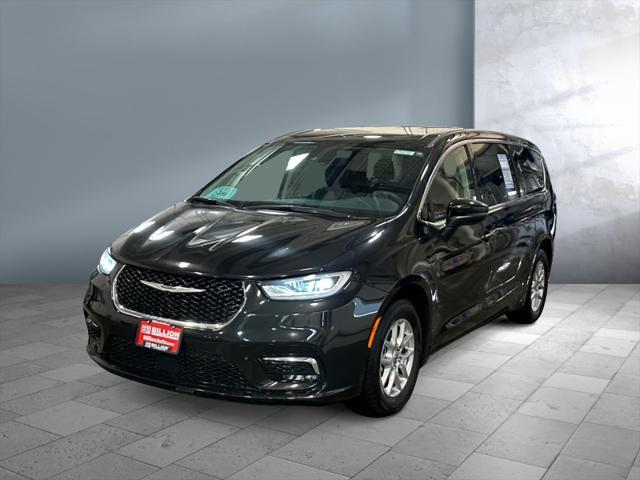 used 2023 Chrysler Pacifica car, priced at $28,997