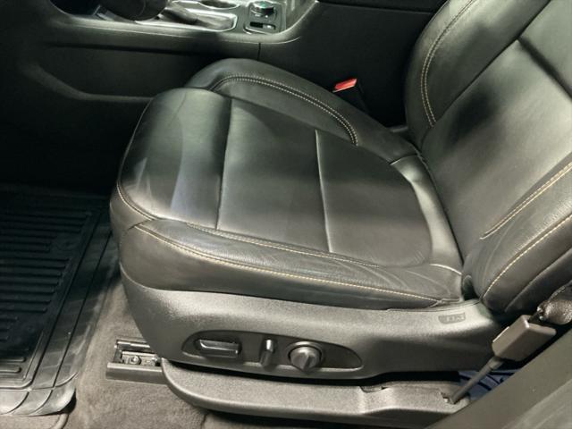 used 2020 Chevrolet Traverse car, priced at $24,999