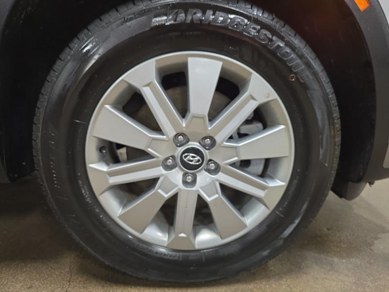 used 2025 Hyundai Palisade car, priced at $39,999