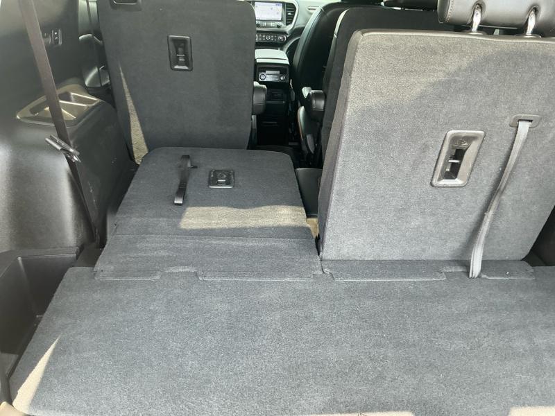 used 2023 GMC Acadia car, priced at $33,999