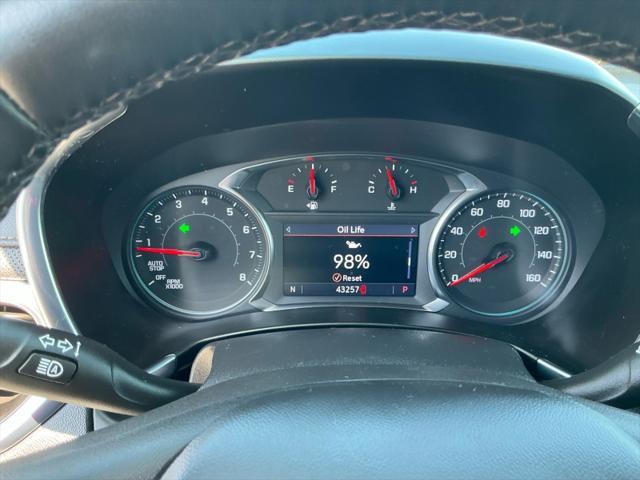 used 2023 Chevrolet Equinox car, priced at $27,499