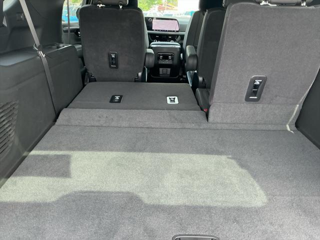 new 2025 Chevrolet Suburban car, priced at $88,794