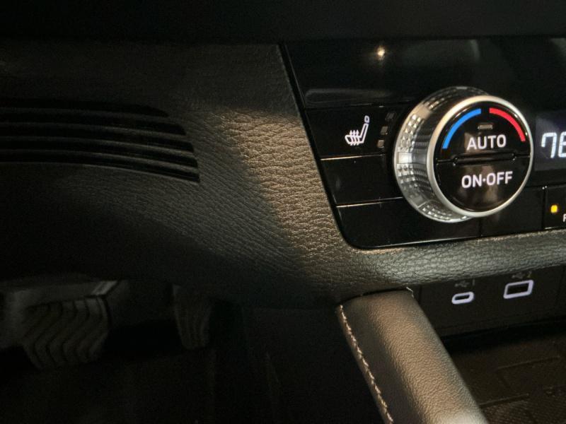 used 2023 Mitsubishi Outlander car, priced at $27,999