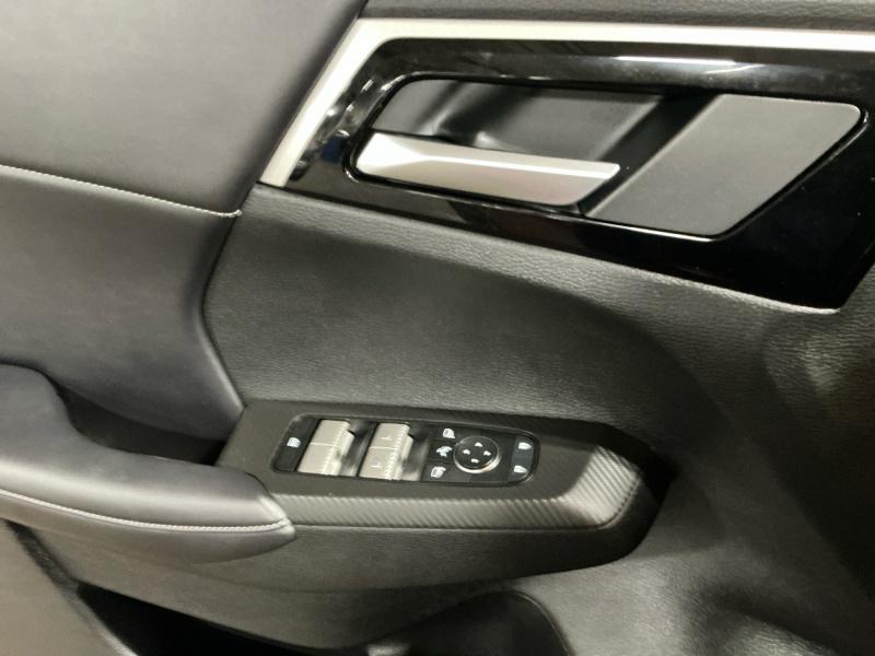 used 2023 Mitsubishi Outlander car, priced at $27,999