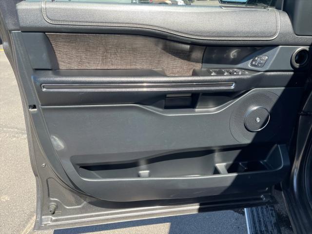 used 2021 Ford Expedition car, priced at $43,999