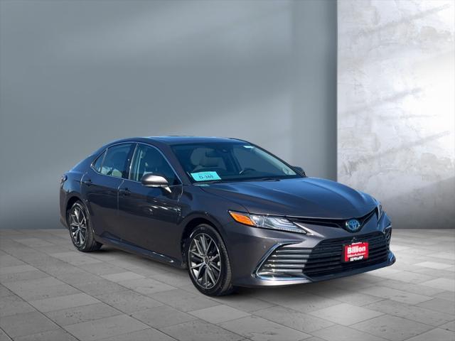 used 2022 Toyota Camry Hybrid car, priced at $29,990