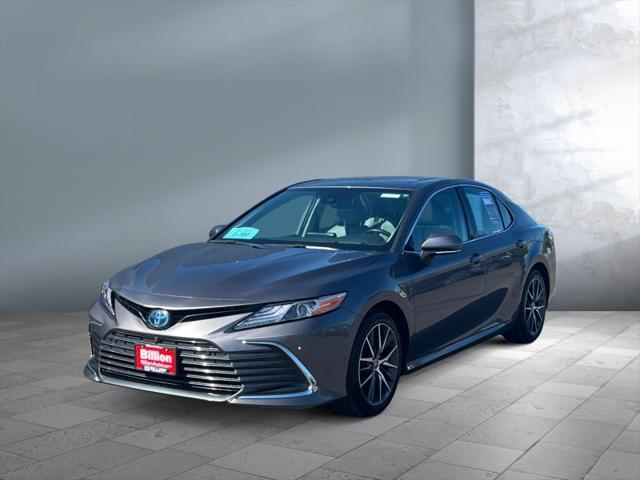 used 2022 Toyota Camry Hybrid car, priced at $29,990