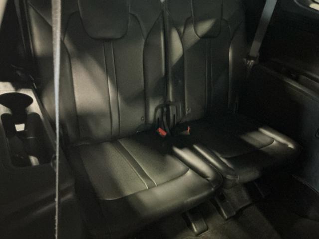 used 2022 Kia Sorento car, priced at $32,499