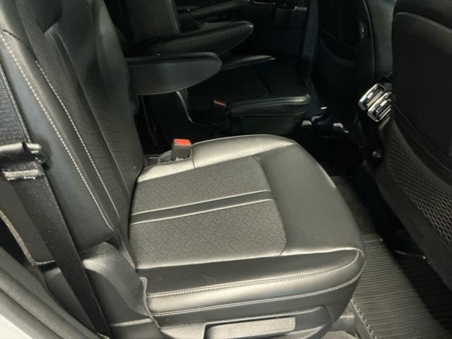 used 2022 Kia Sorento car, priced at $32,499