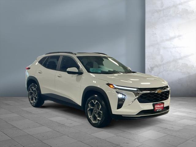 new 2025 Chevrolet Trax car, priced at $26,779