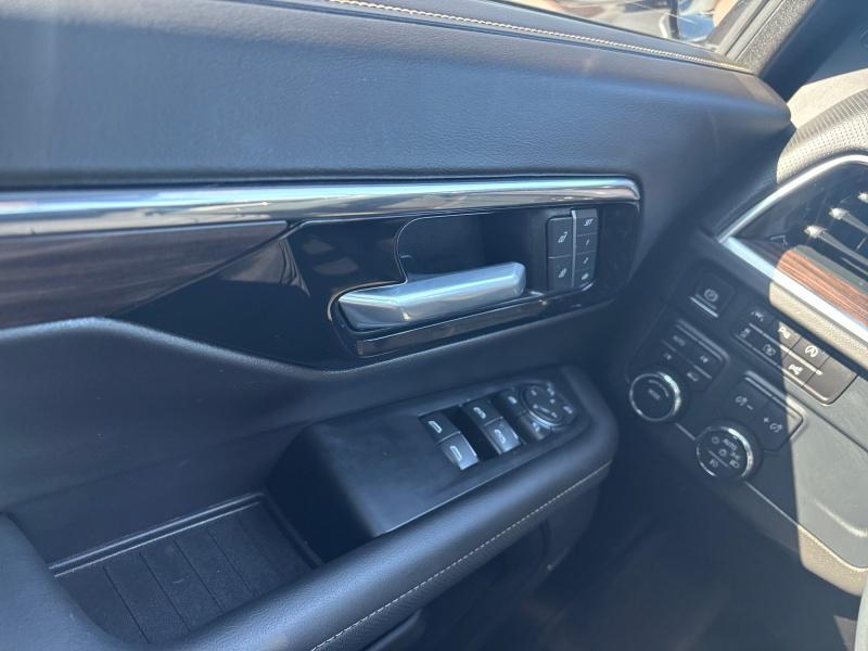 used 2025 Chevrolet Tahoe car, priced at $77,890