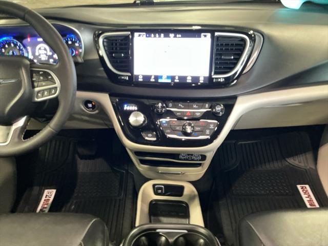 used 2024 Chrysler Pacifica car, priced at $25,499