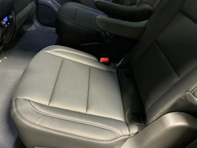 new 2026 Chevrolet Traverse car, priced at $50,099