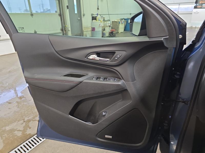 used 2024 Chevrolet Equinox car, priced at $29,995