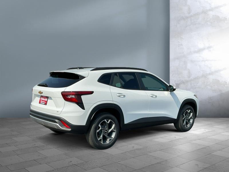 new 2025 Chevrolet Trax car, priced at $26,879