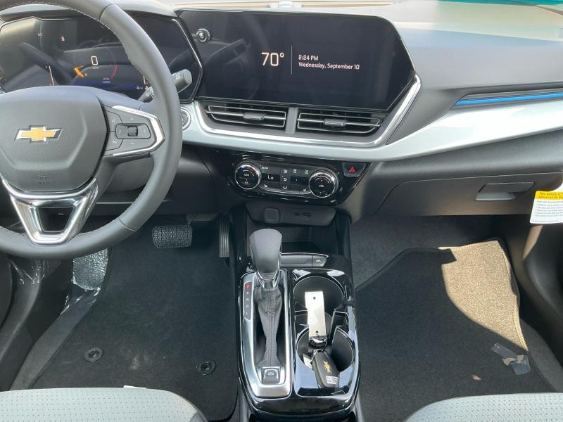 new 2025 Chevrolet Trax car, priced at $26,879