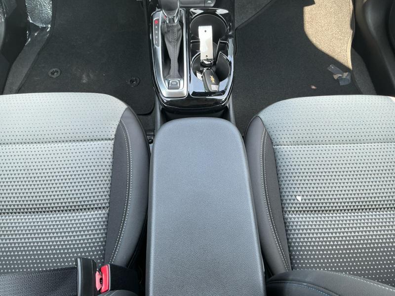 new 2025 Chevrolet Trax car, priced at $26,879