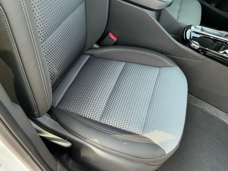 new 2025 Chevrolet Trax car, priced at $26,879