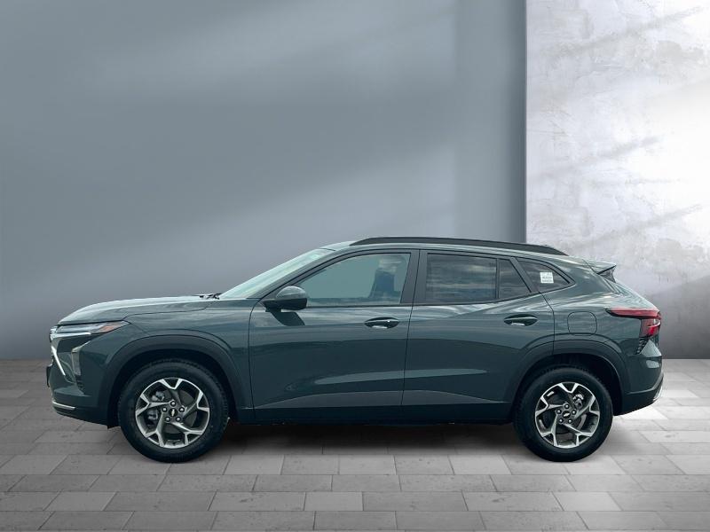 new 2025 Chevrolet Trax car, priced at $25,990