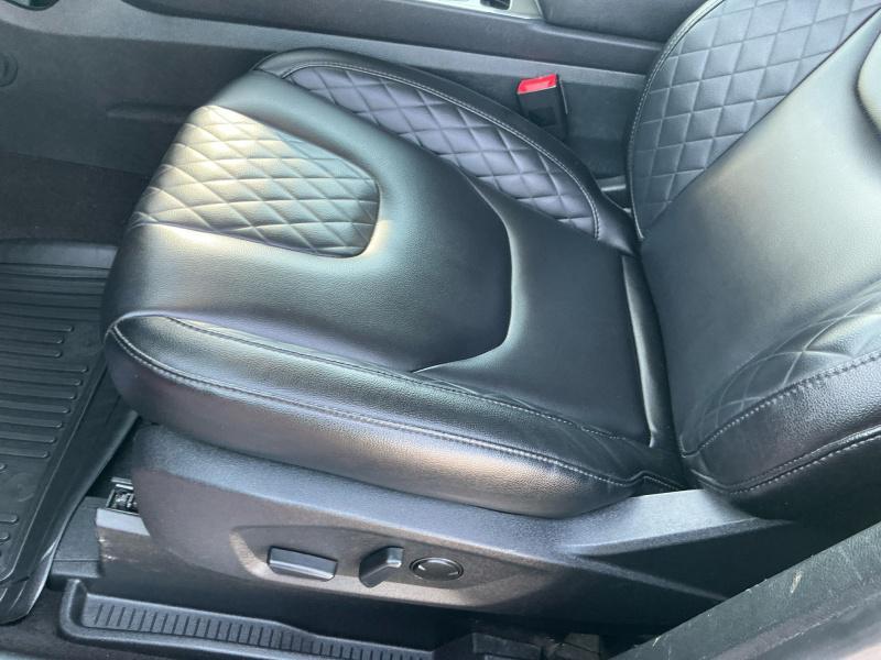 used 2024 Ford Edge car, priced at $30,999