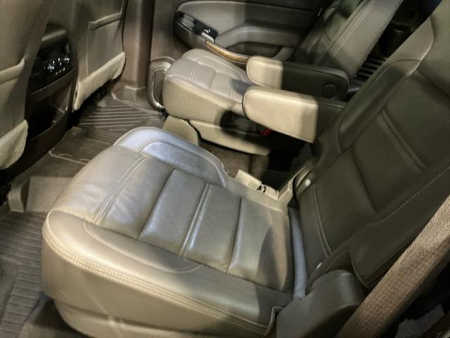 used 2019 GMC Yukon car, priced at $38,999