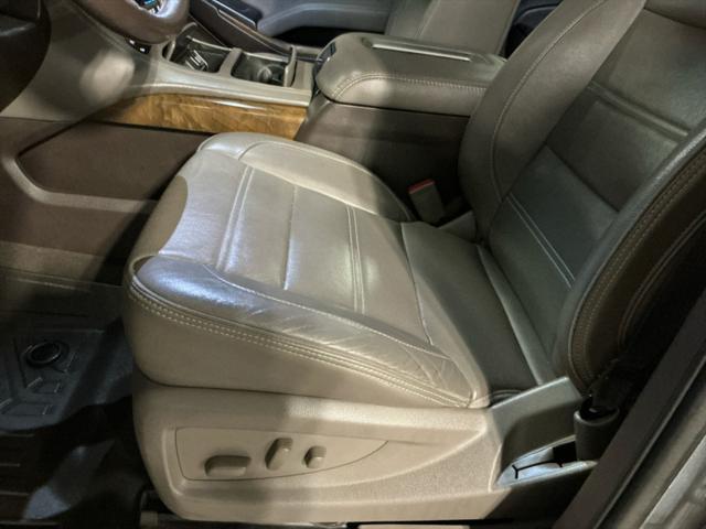 used 2019 GMC Yukon car, priced at $38,999