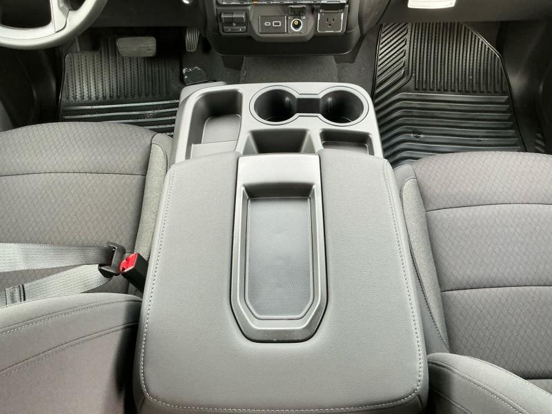 new 2025 Chevrolet Silverado 2500 car, priced at $58,184