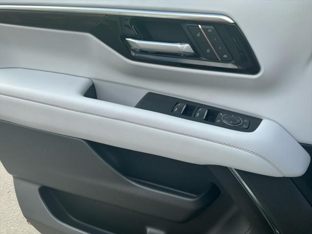 new 2025 Chevrolet Suburban car, priced at $84,714